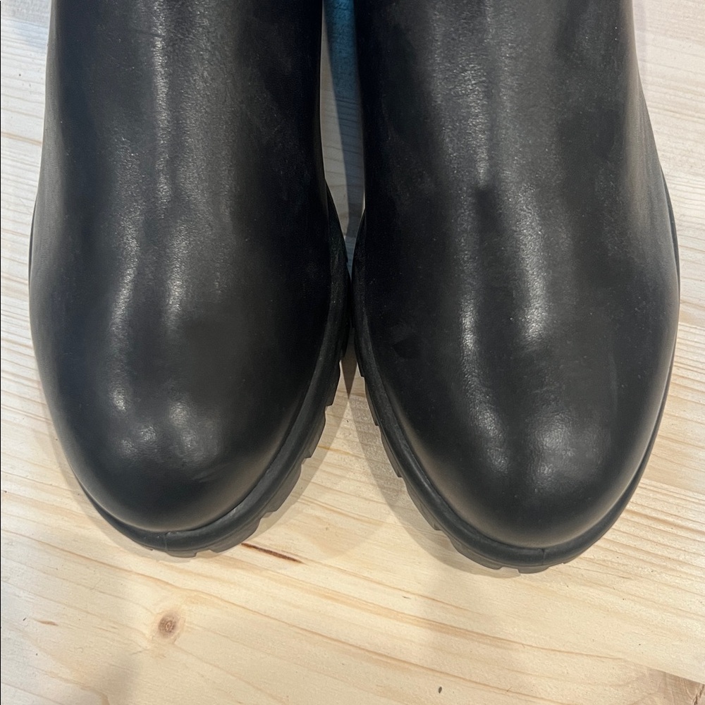 ECCO Women boots. Size US 10-10.5 NWT - Picture 7 of 8
